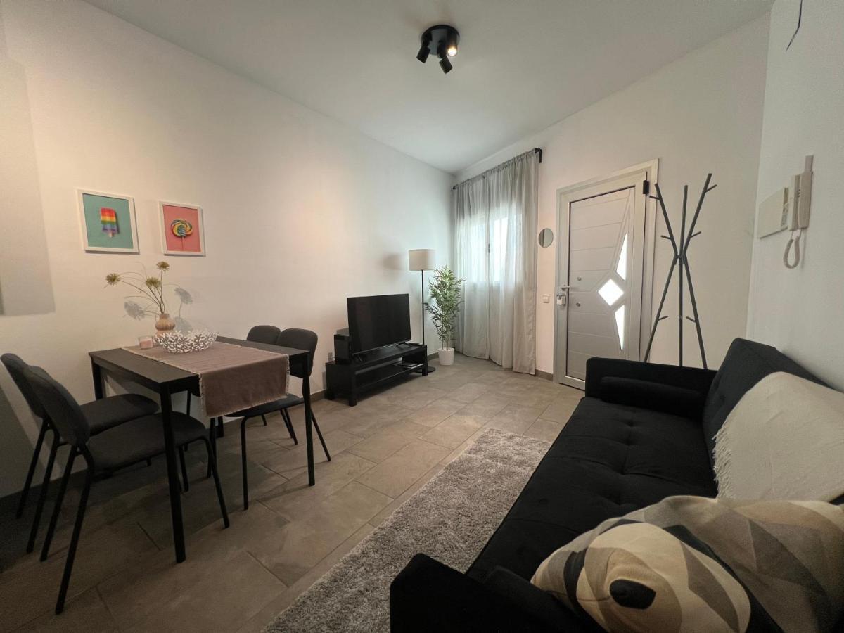 Cozy Apartment Well-Located In Terrassa, Barcelona Exterior photo